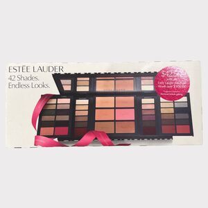 Estée Lauder 42-Shade Vintage Makeup Palette 🎨🌹